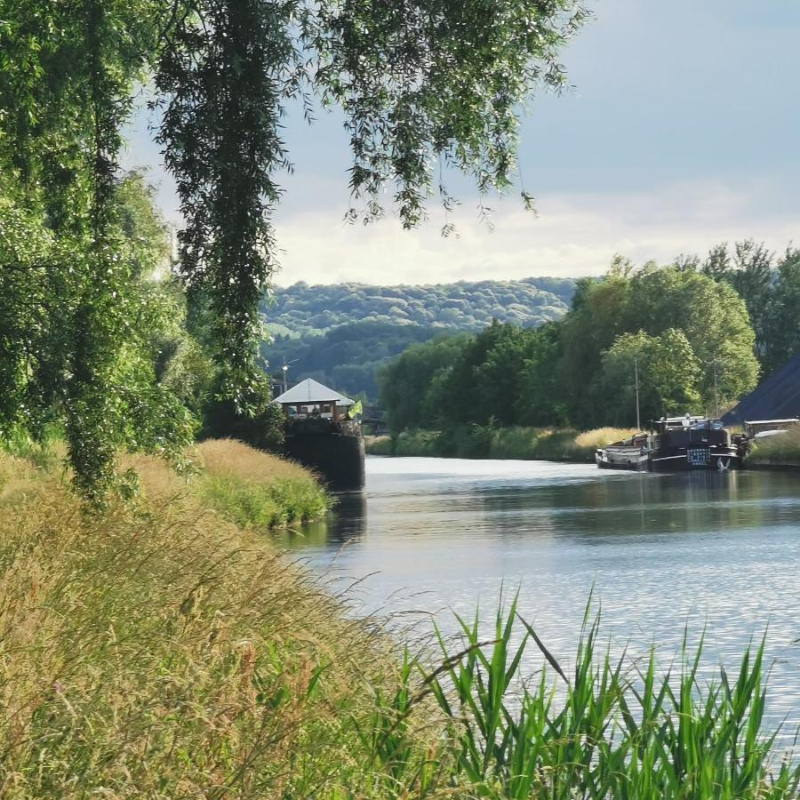 Bed and Breakfast Bateau Entre Lille Et Paris Турот Экстерьер фото